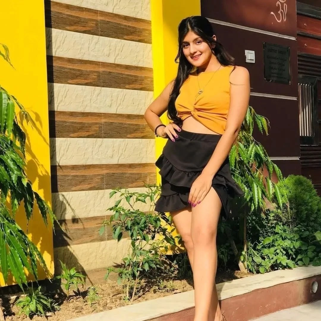 Roshni – Indian escort in Bangalore — 2 / 5