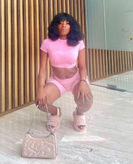 Sexy Crystal Brown – Ethiopian escort in Bangalore — 7 / 9