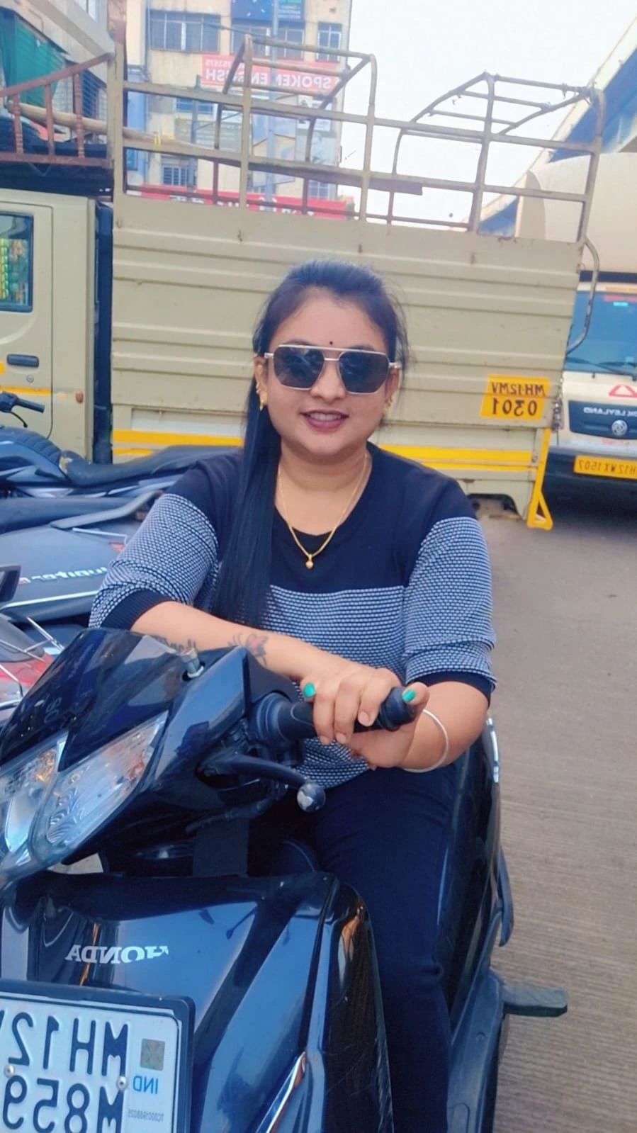 Arohie Rajput Independent Gujarati house – Indian escort in Ahmedabad, Escort, Ahmedabad