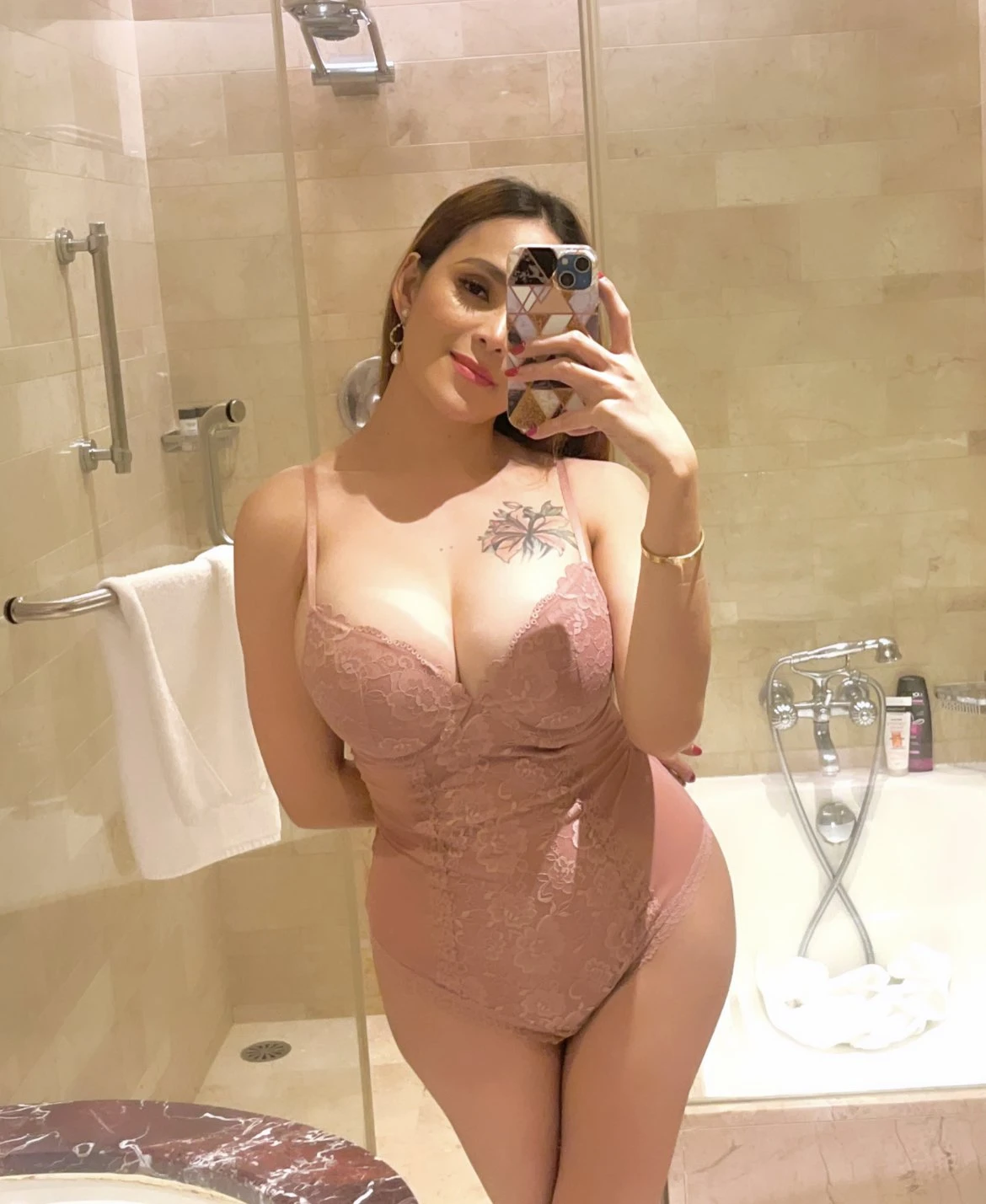 🦋Señorita-(Éstêllä)🦋 – Spanish escort in Gurgaon — 5 / 7