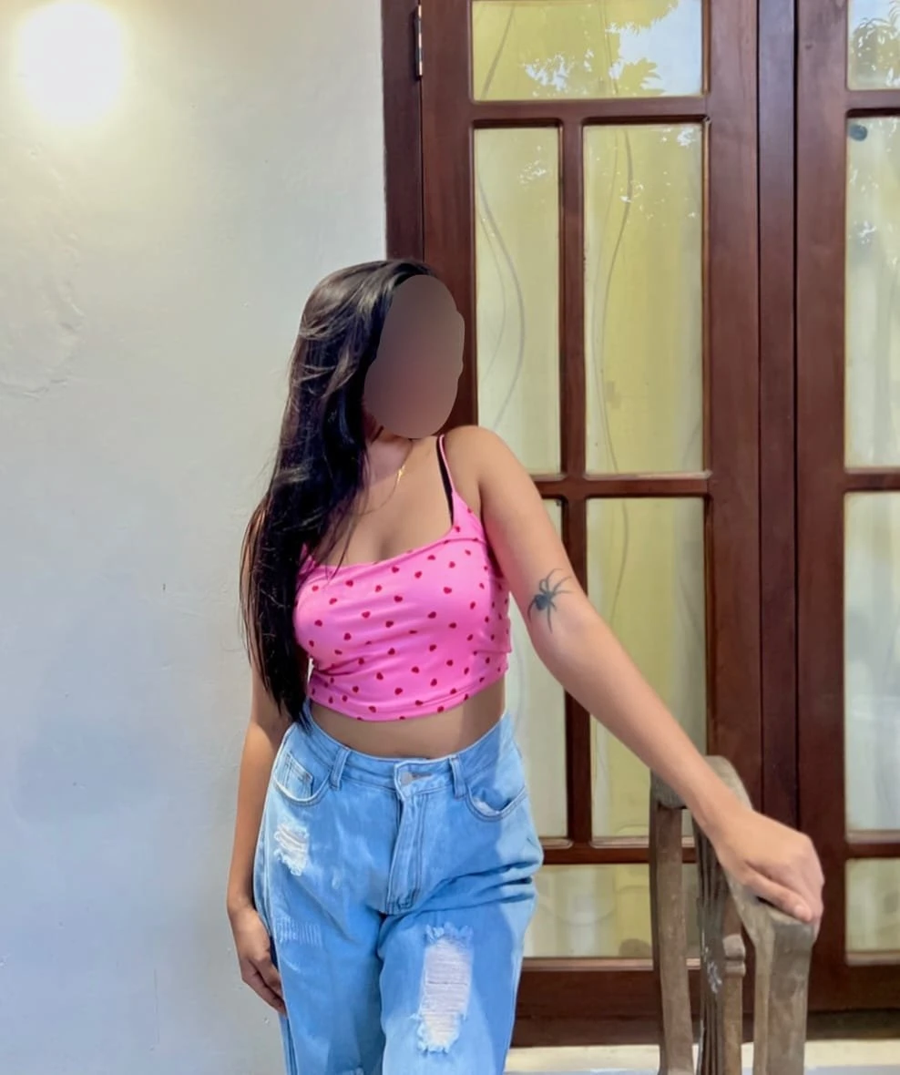NO BROKER (( REAL MEET & CAM SHOW )) – Indian escort in Bangalore — 2 / 4