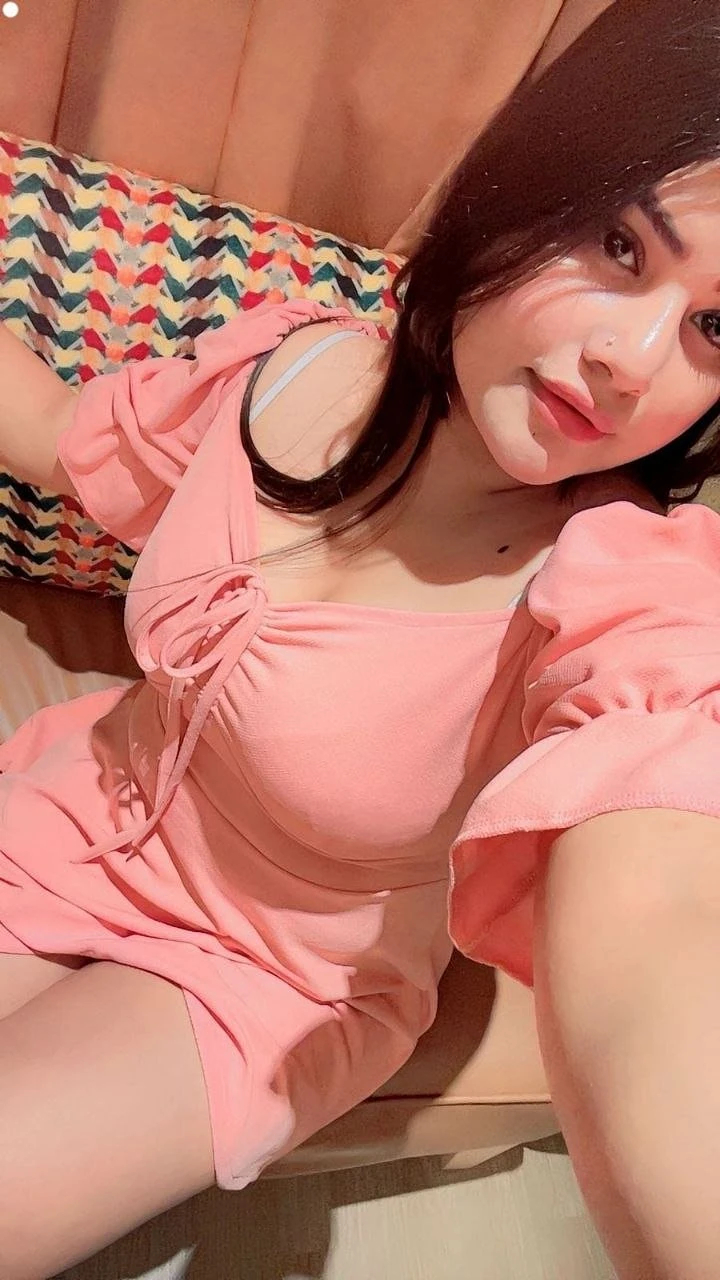 Ananya🤙 in Bangalore – Indian escort in Bangalore — 2 / 5
