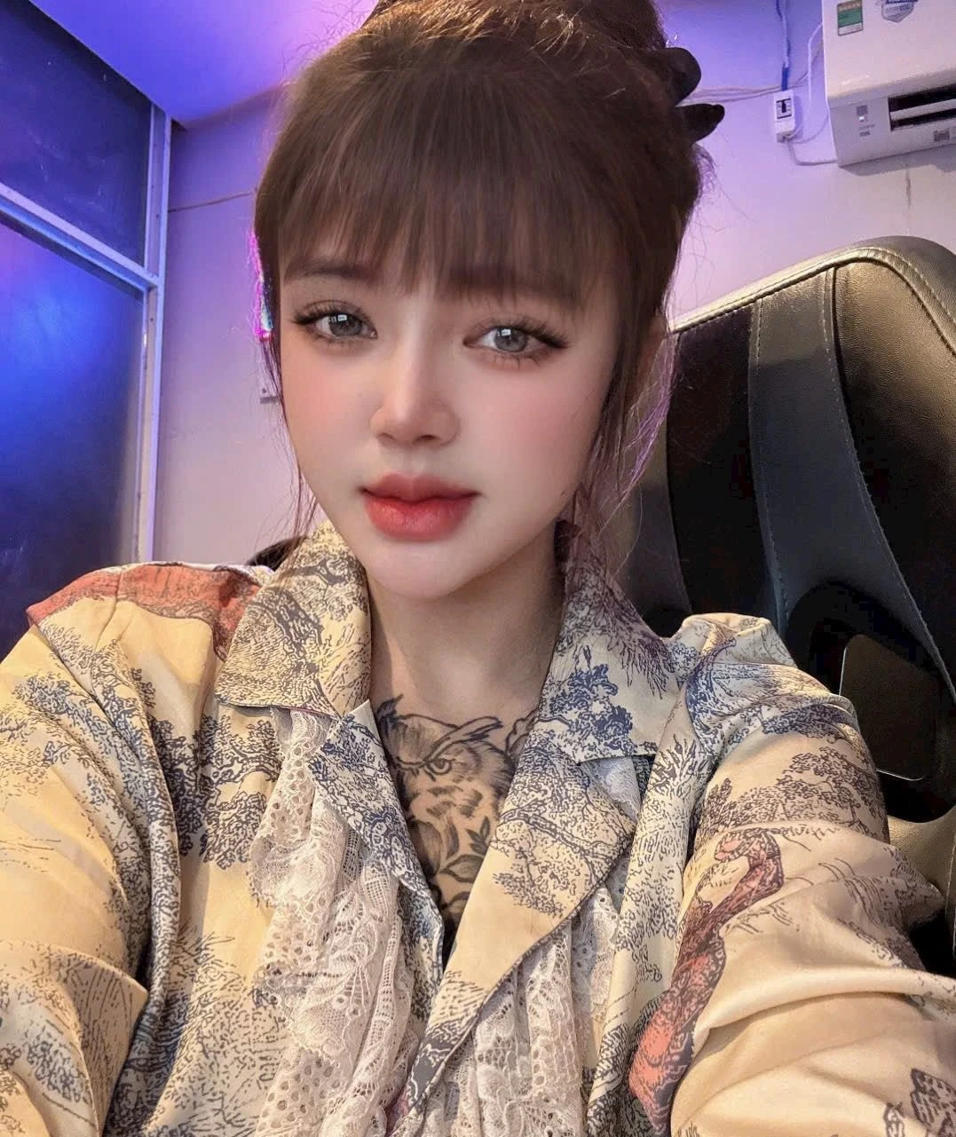 Asian Girl Tattoo – Singaporean escort in Ahmedabad — 1 / 6