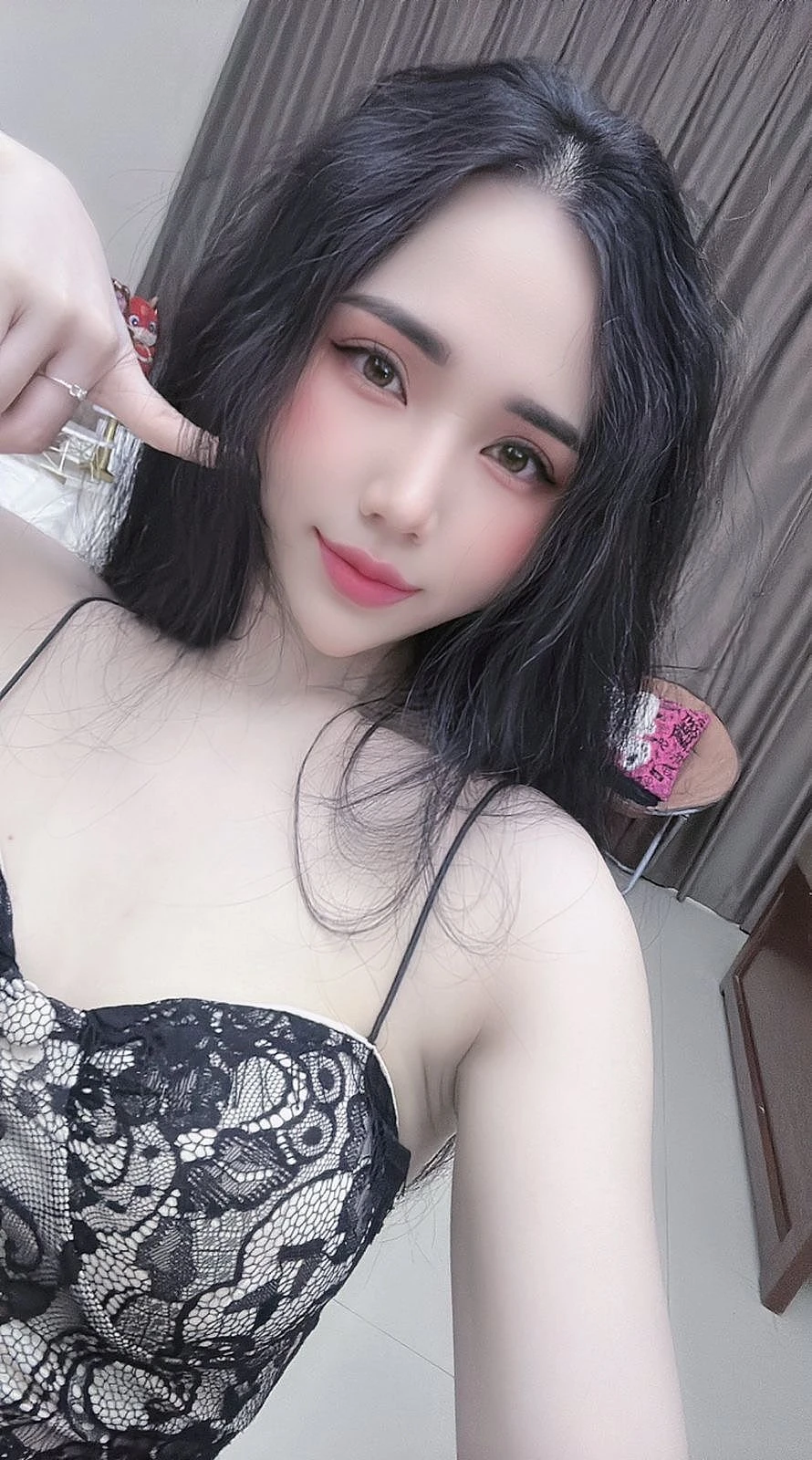 Hanna – Australian escort in Tirana — 2 / 7