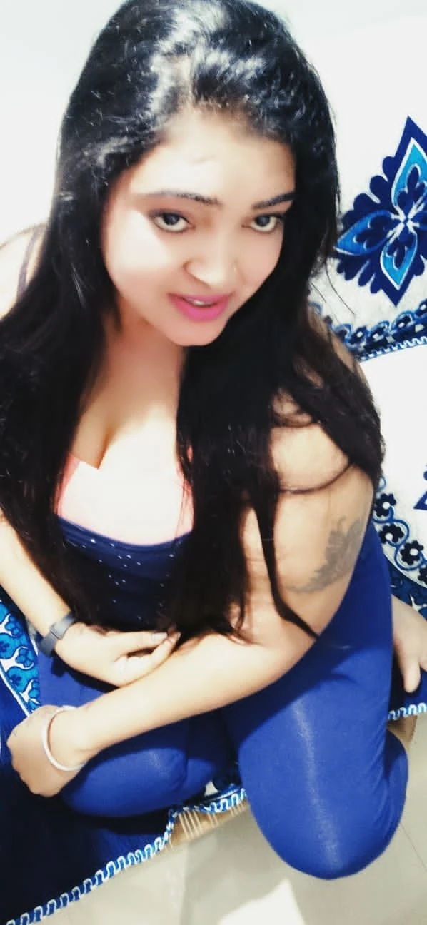 Kavya – Indian escort in Bangalore — 8 / 9