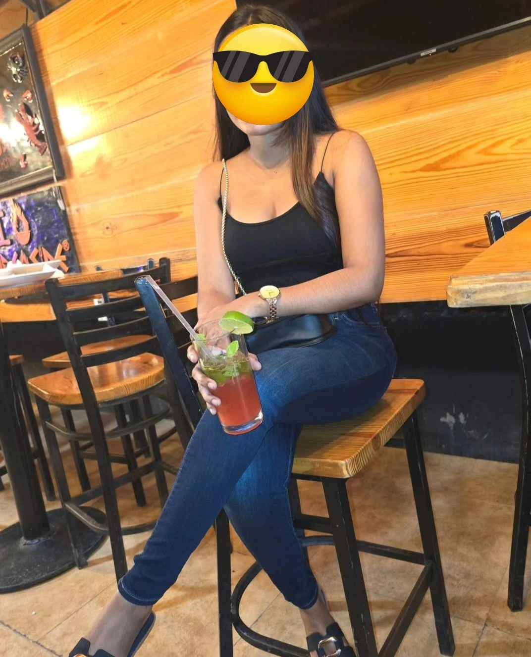 Nisha independent meeting and camsho – Indian escort in Bangalore — 9 / 14