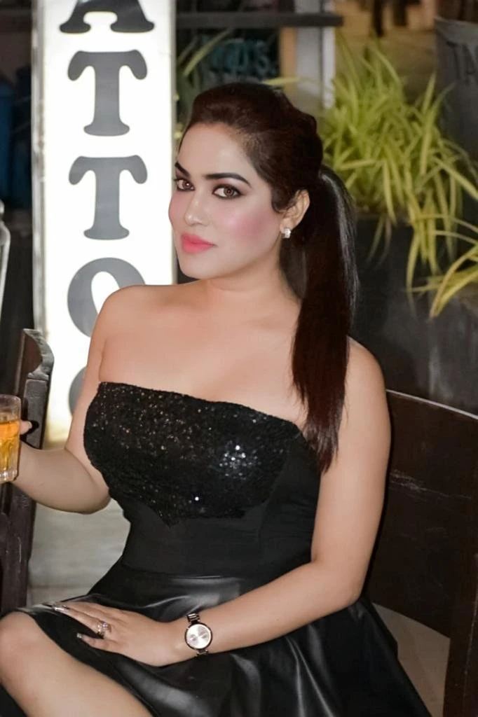 Jeni – Indian escort in Candolim, Goa, Escort, Candolim