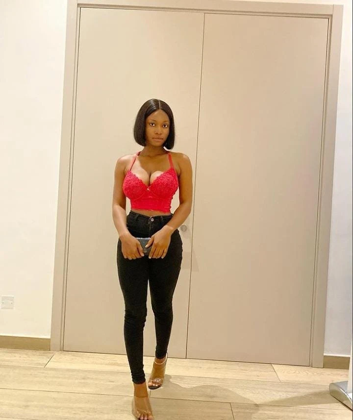 Tara African Horny Girl – South African escort in Bangalore — 3 / 4