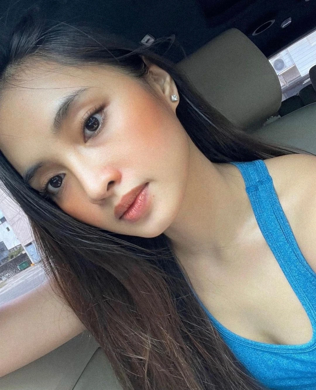Lady Leticia – Filipino escort in Hong Kong — 6 / 9