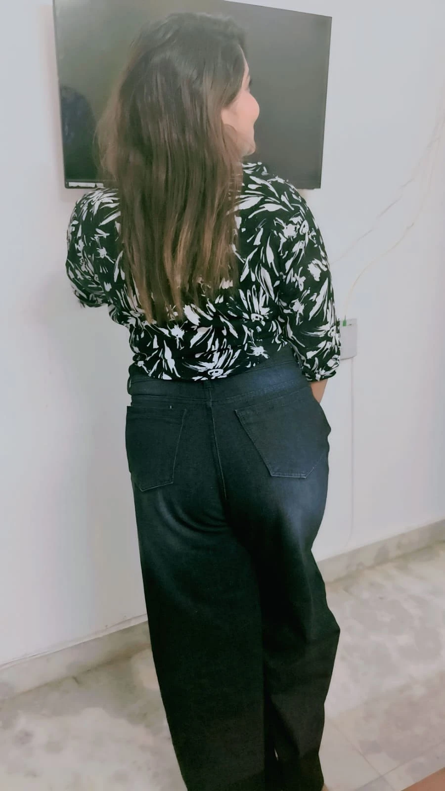 POOJA INDEPENDENT – Indian escort in Gurgaon — 3 / 5
