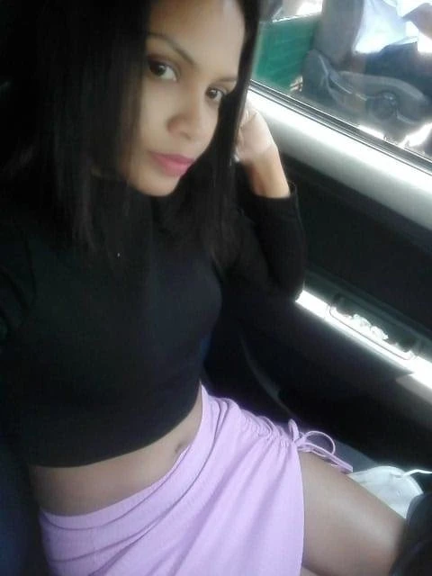 Rebecca Srilankan Girl Cam Show – Sri Lankan escort in Bangalore — 4 / 6