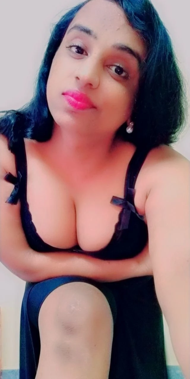 Real Meet Nandhini real meet + web cam – Indian escort in Chennai — 5 / 8