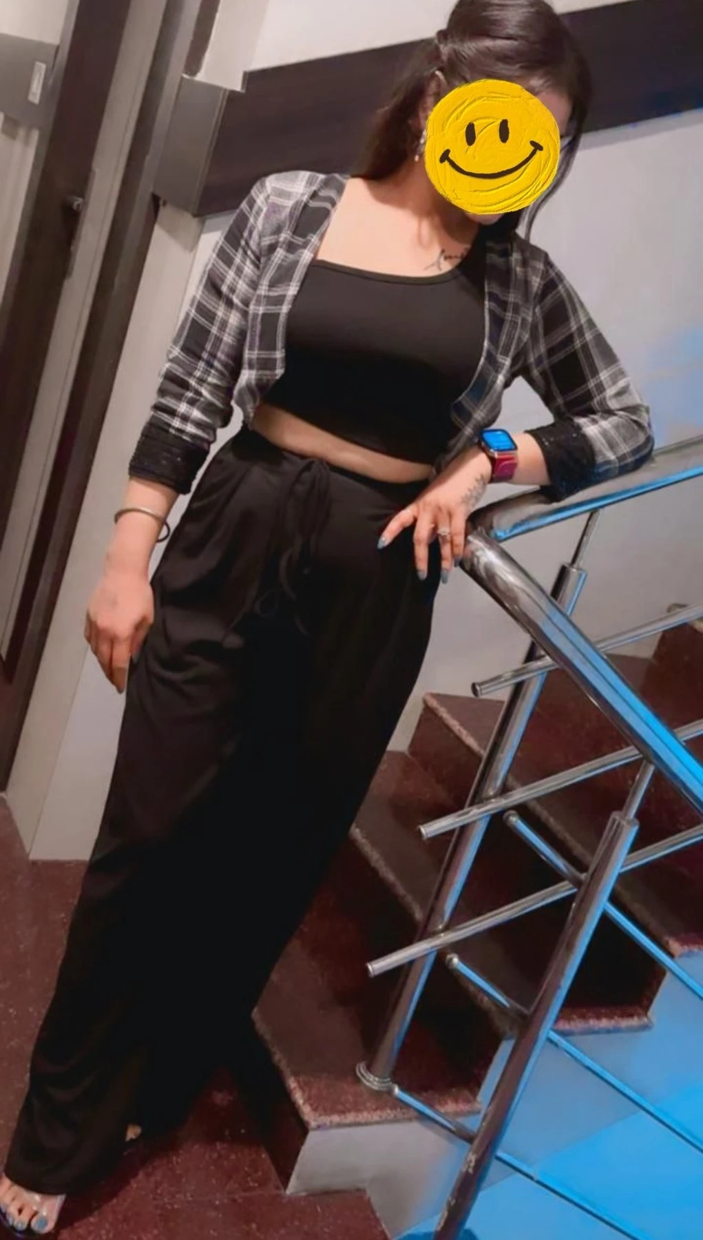Gayatri in Bangalore – Indian escort in Bangalore — 2 / 4