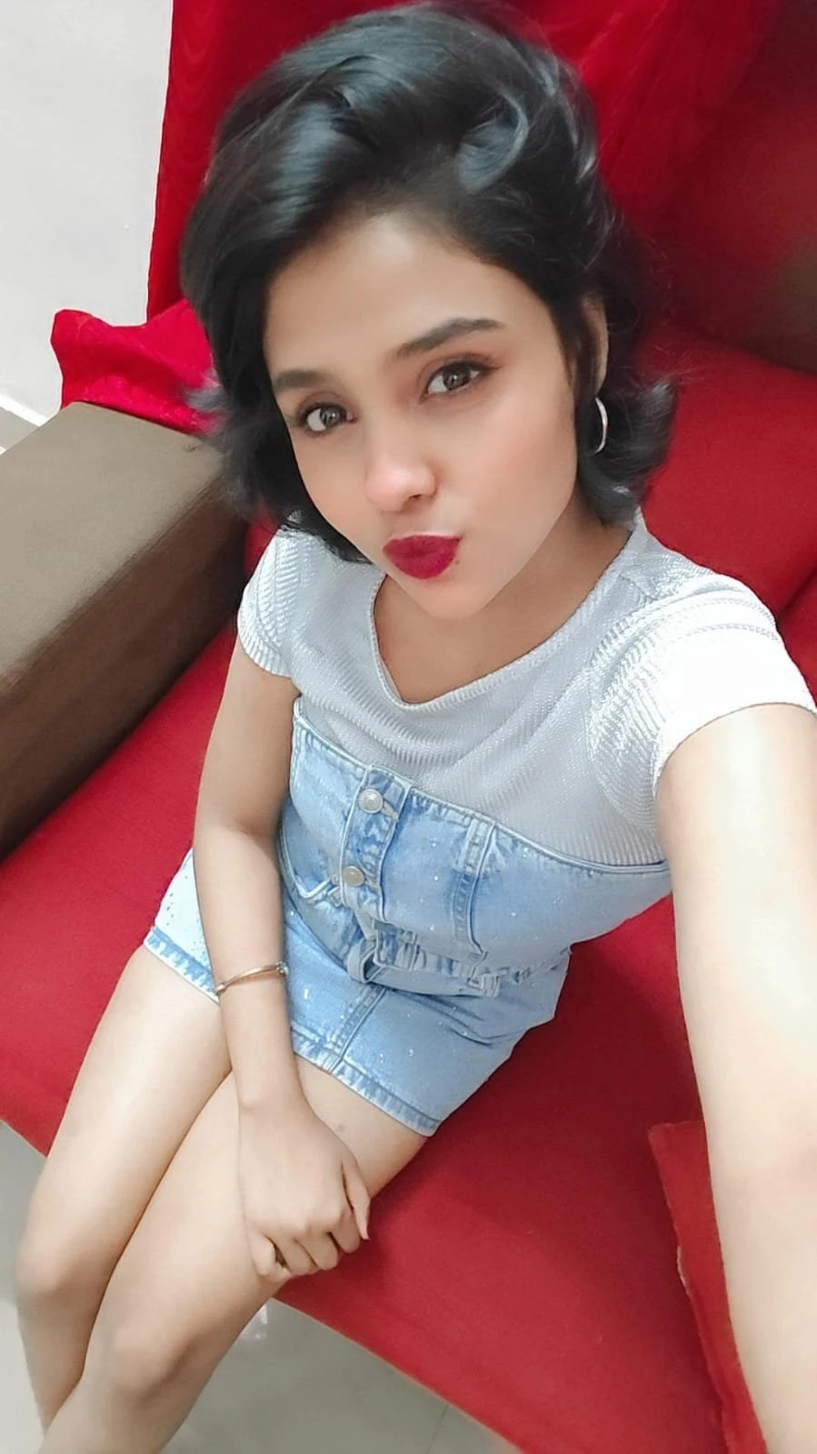 Apsara – Indian escort in Chennai — 4 / 5