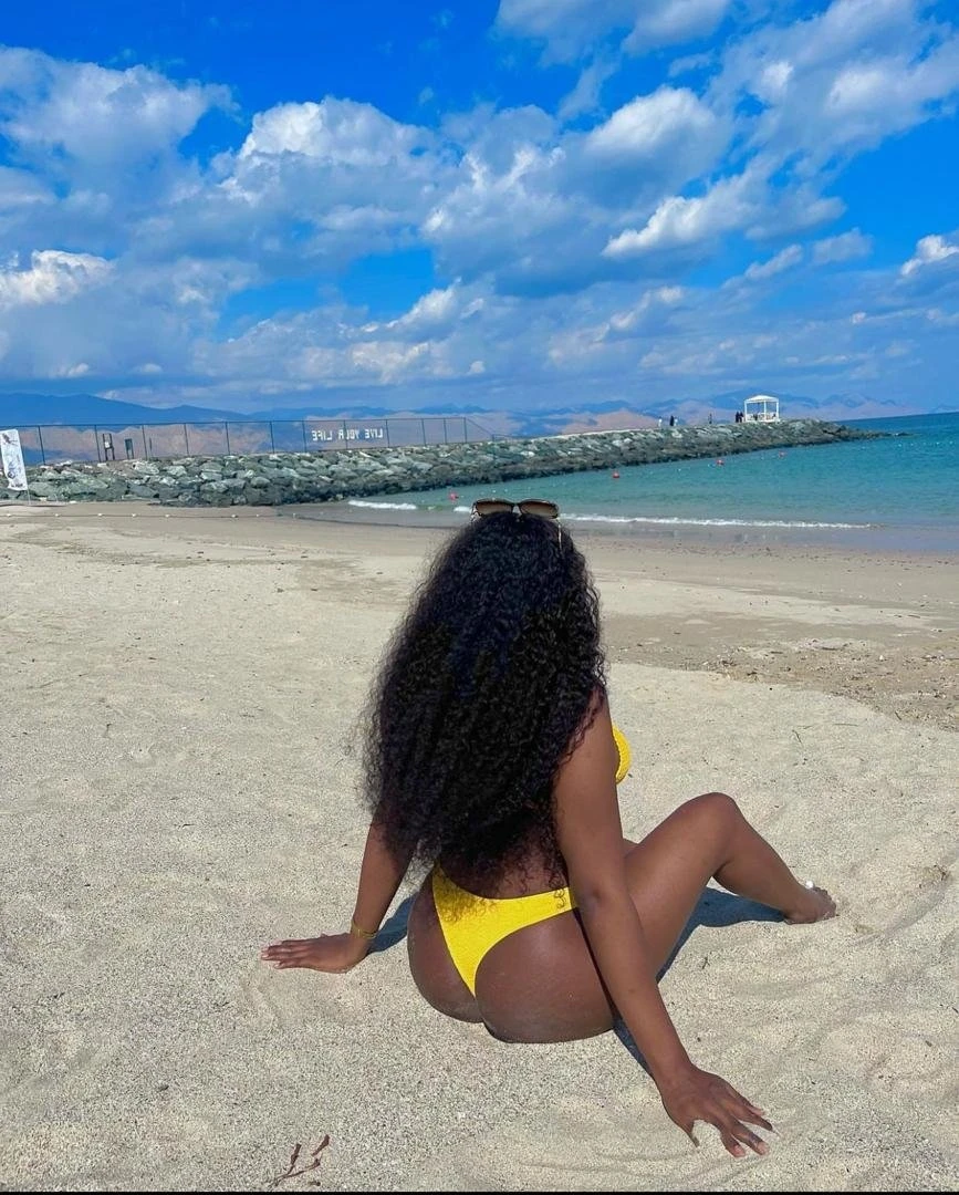 Pearl – South African escort in Baku — 5 / 6