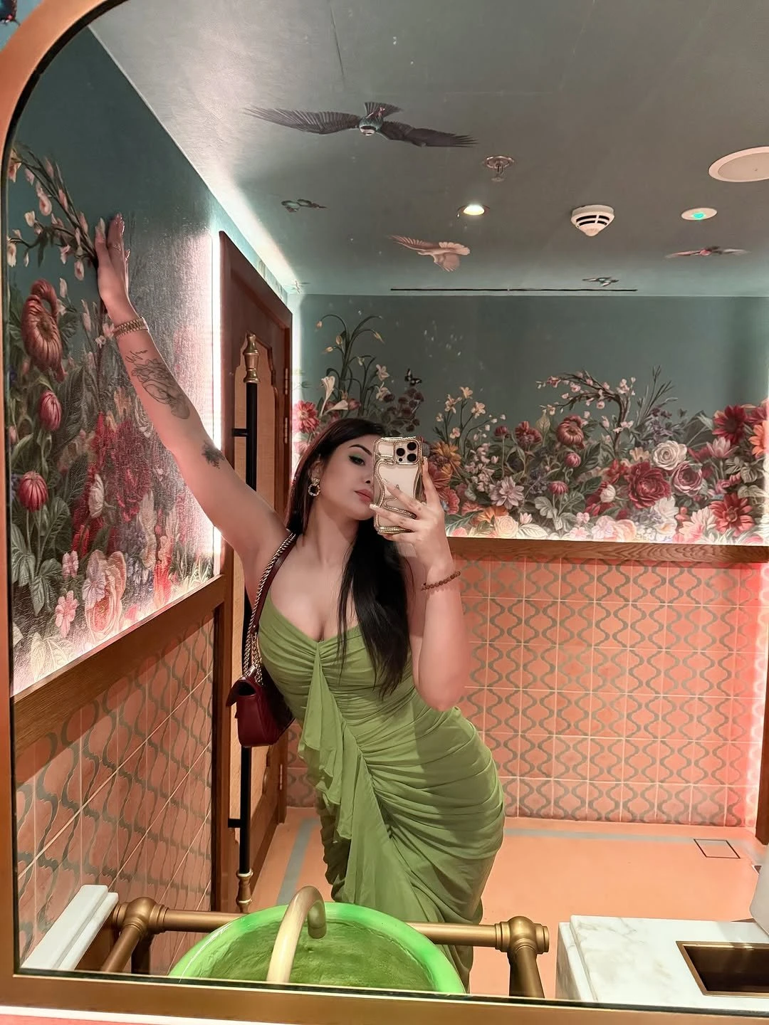 Best' Vip Escort Service – Indian escort in Candolim, Goa — 4 / 6