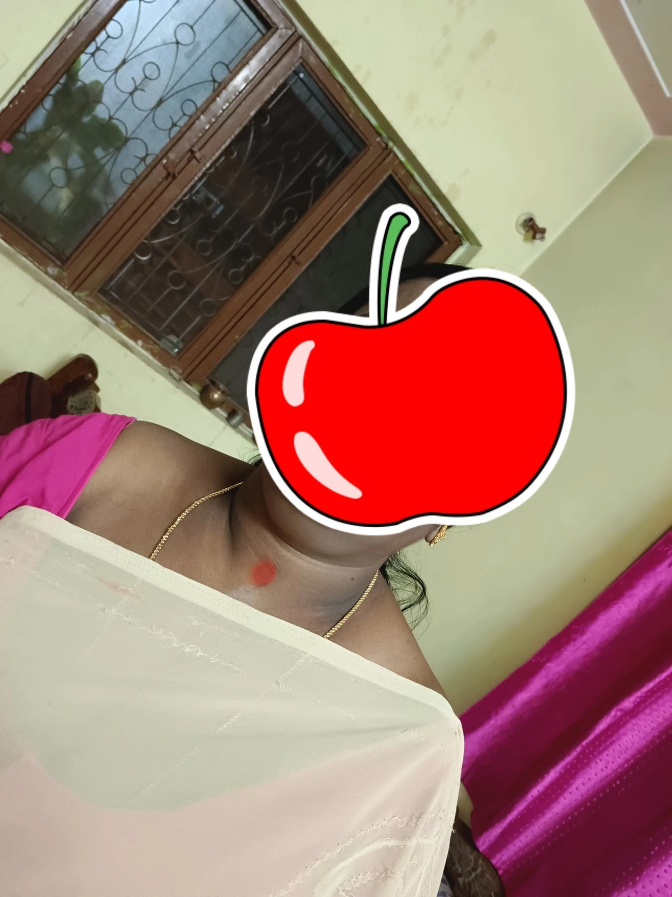 Lavanya Independent Service – Indian escort in Bangalore — 2 / 4