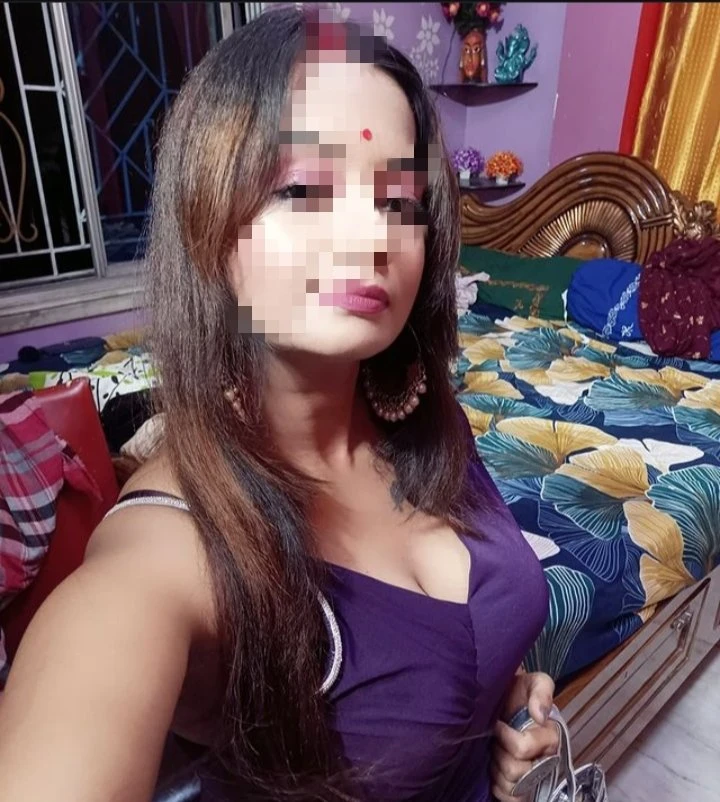 Lavya – Indian escort in Chennai — 3 / 4