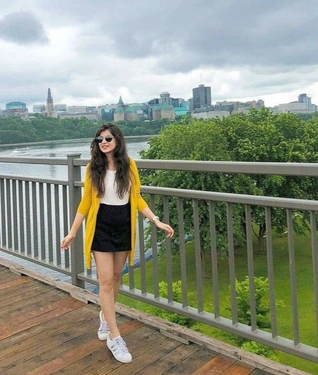 Sophie Independent Model – Indian escort in Bangalore — 4 / 5