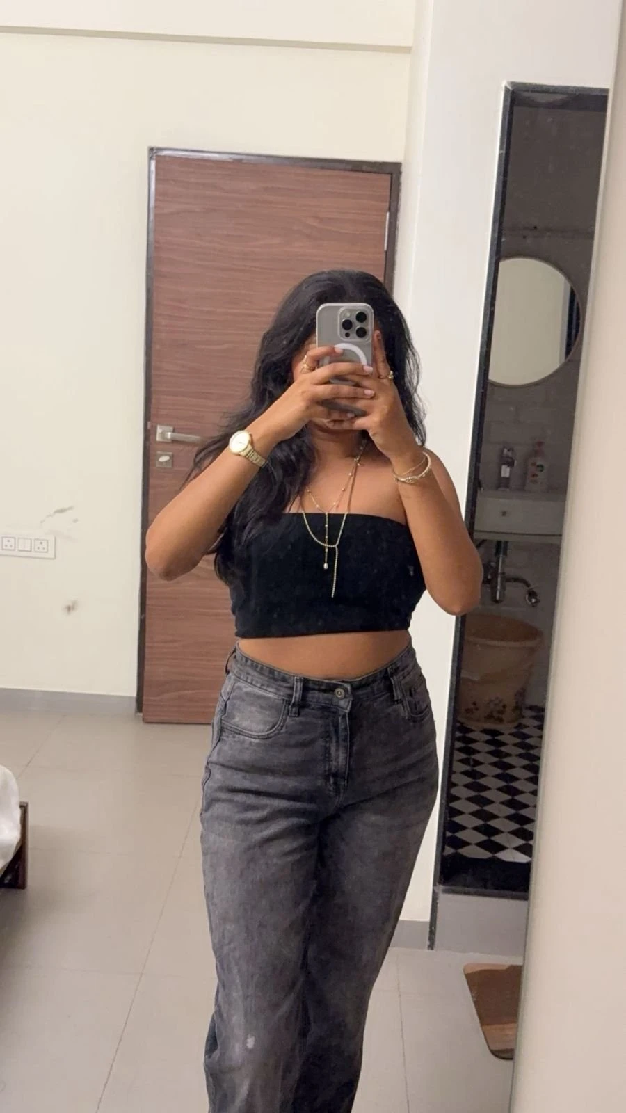 Akansha – Indian escort in Candolim, Goa — 3 / 5