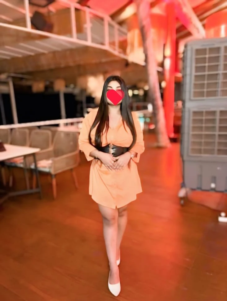 Diya Real Meet & Cam Show – Indian escort in Chennai — 7 / 8