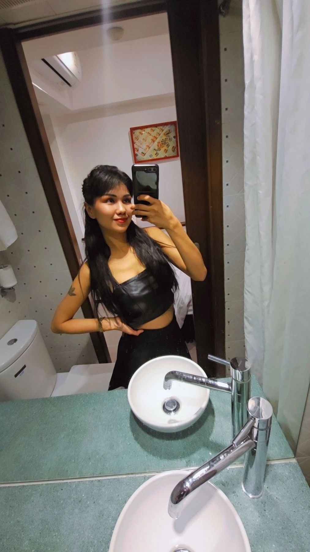 I’m back in hk Nadia PartyGirl – Indonesian escort in Hong Kong — 5 / 7