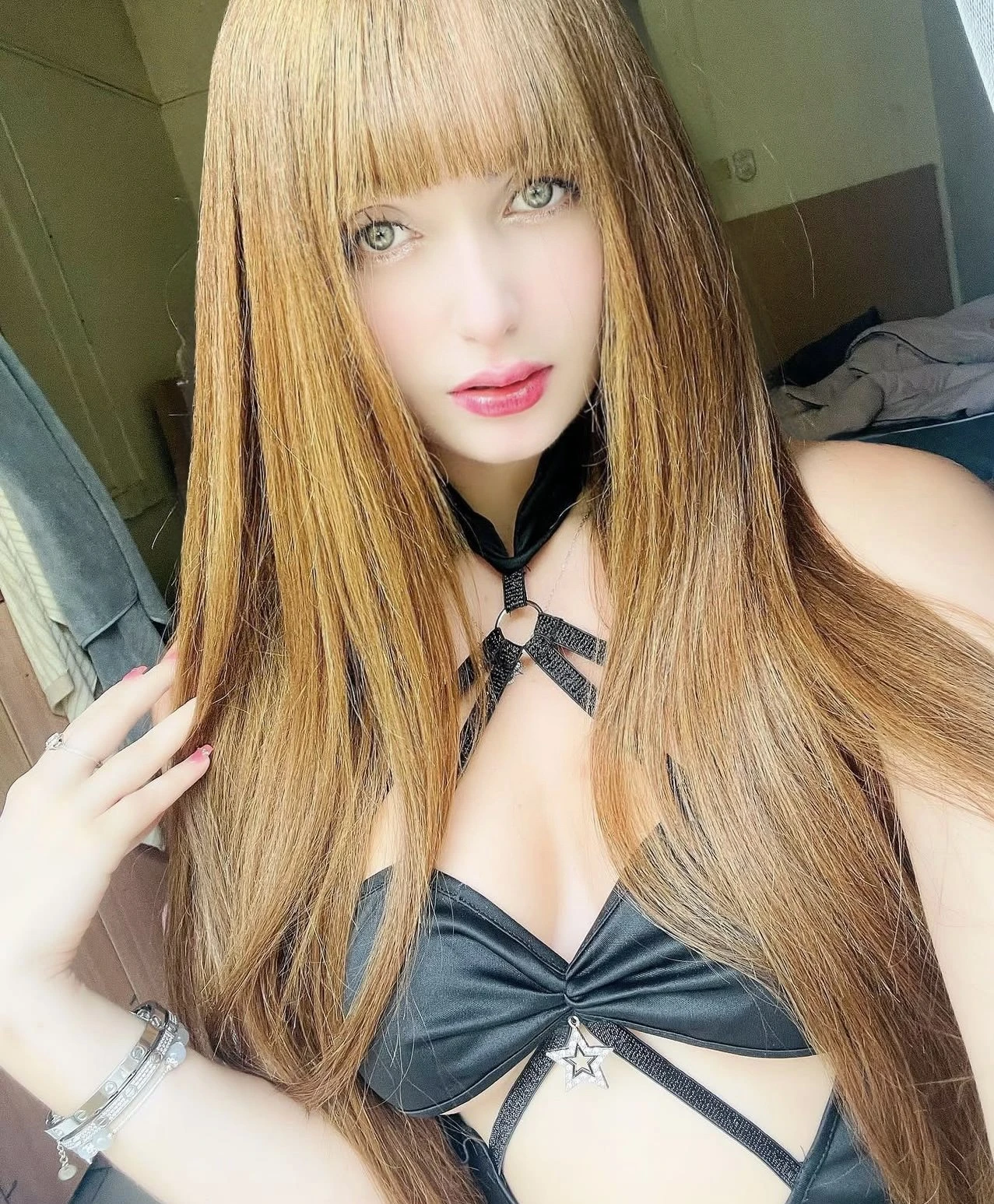 Mia- German mixed blood – German escort in Hong Kong — 6 / 8
