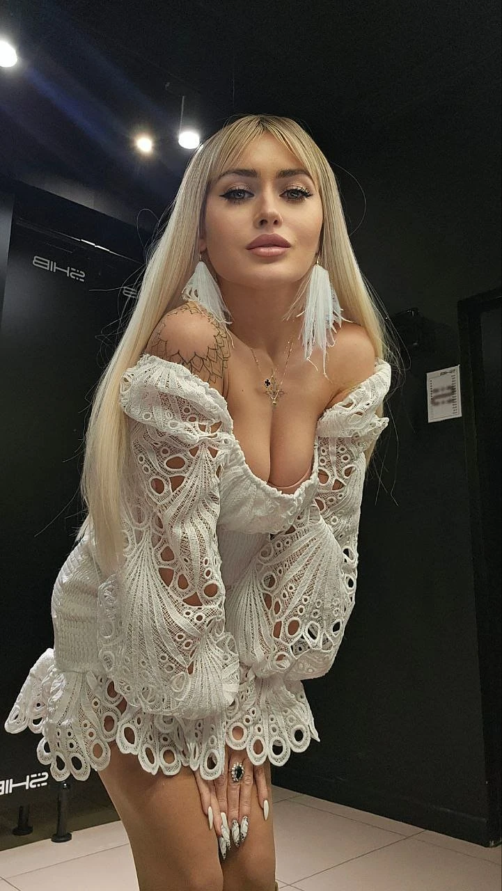 Ji Ji (hot girl) – Russian escort in Hong Kong — 9 / 17
