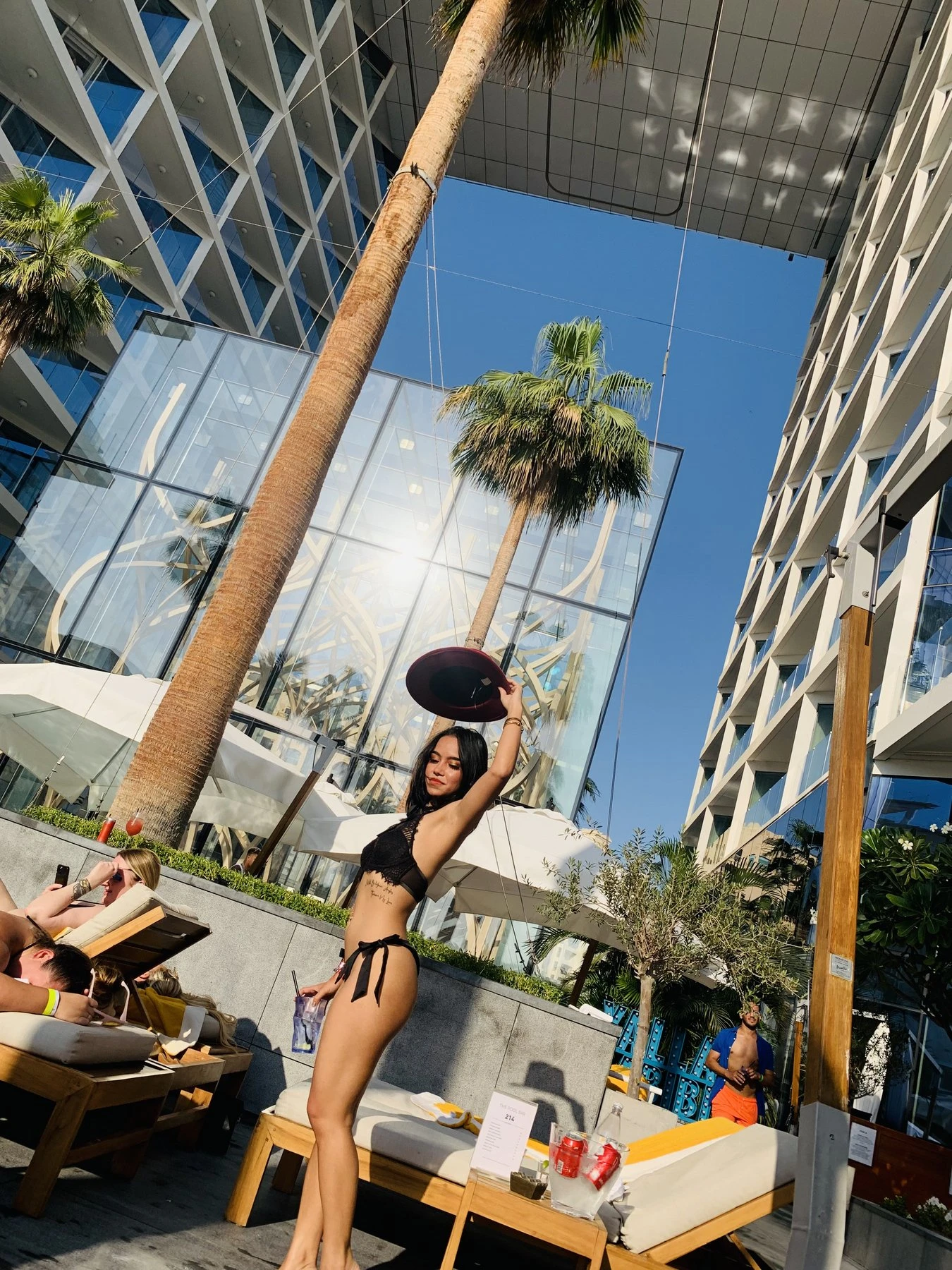 Alice PNP – Cambodian escort in Phnom Penh — 17 / 23