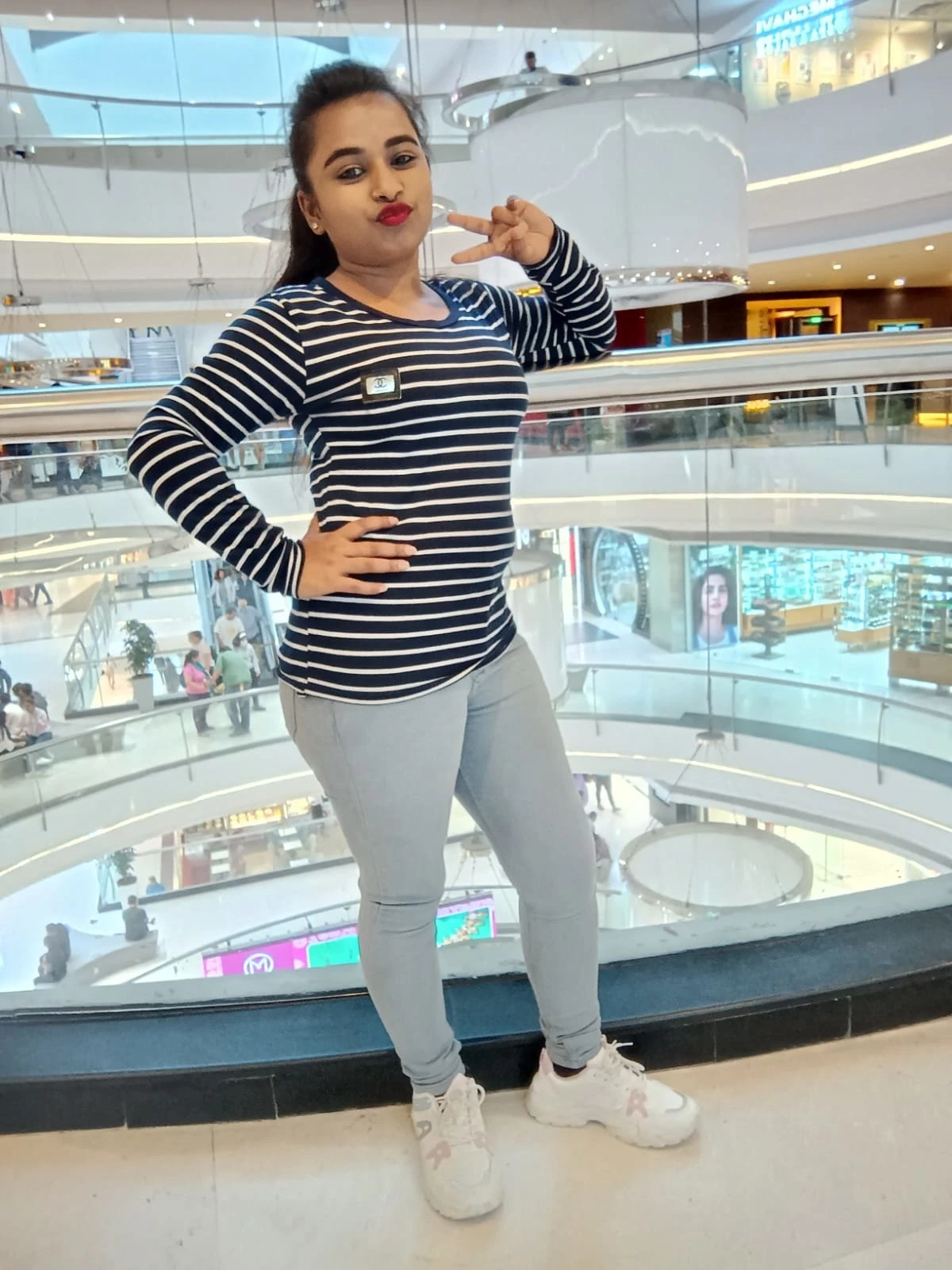 Shailesh – Indian escort in Bangalore — 2 / 3