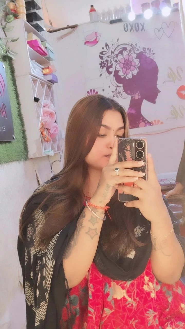 Sajnaa – escort in Ahmedabad — 15 / 16