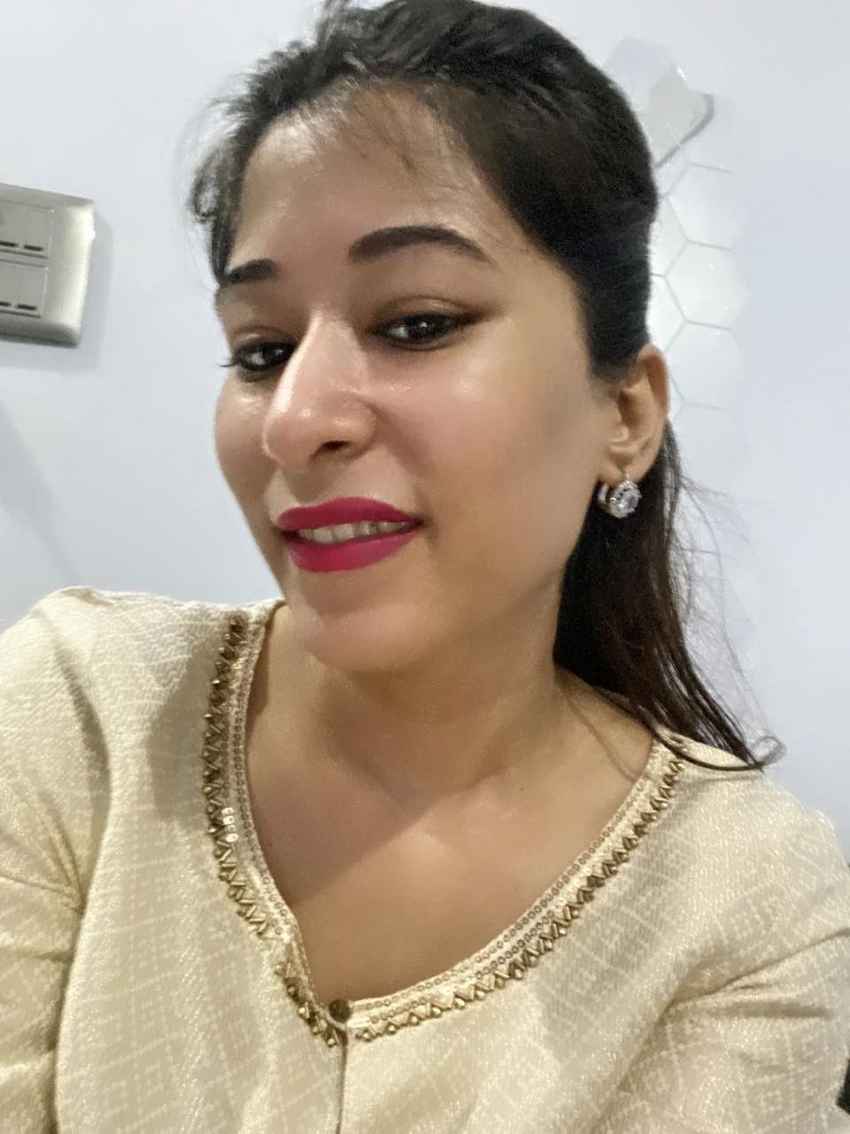 Indian Russian Exclusive Direct Payment – Indian escort in Chennai — 2 / 3