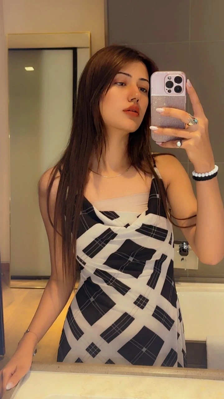 Keerthi Banglore Escort Service Availabl – Indian escort in Bangalore — 2 / 3