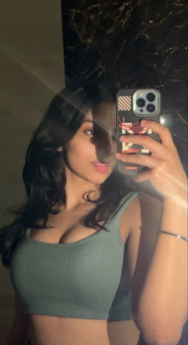 Riya Roy – Indian escort in Bangalore, Escort, Banga