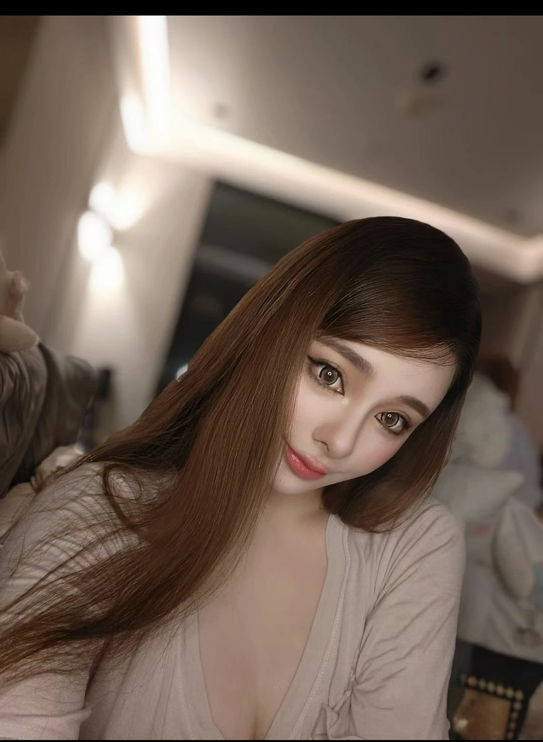 Rubbie – South Korean dominatrix in Hong Kong — 2 / 5