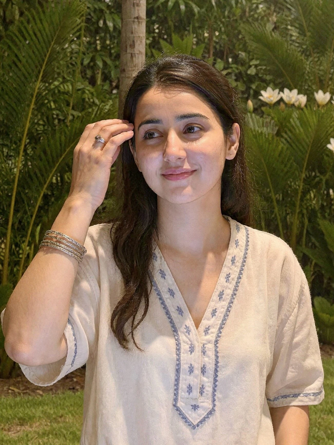Radhika Joshi Give a Premium Attention – escort in Ahmedabad — 3 / 4
