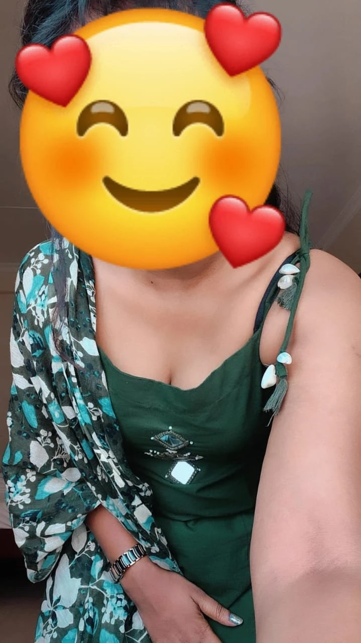 Tamil College & Tamil Actress, hi-fi – Indian escort in Chennai — 6 / 29