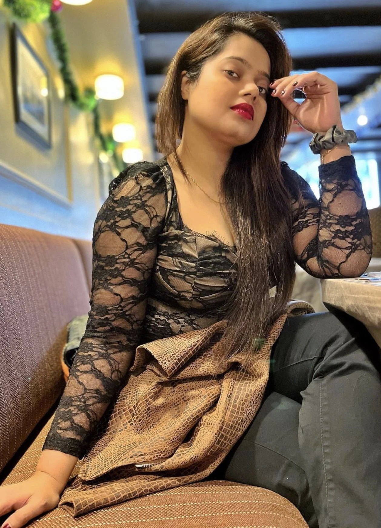Sristi – Indian escort in Bangalore — 5 / 6