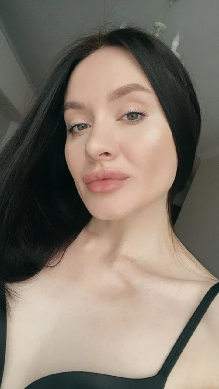 Nina – Russian escort in Hong Kong — 4 / 10