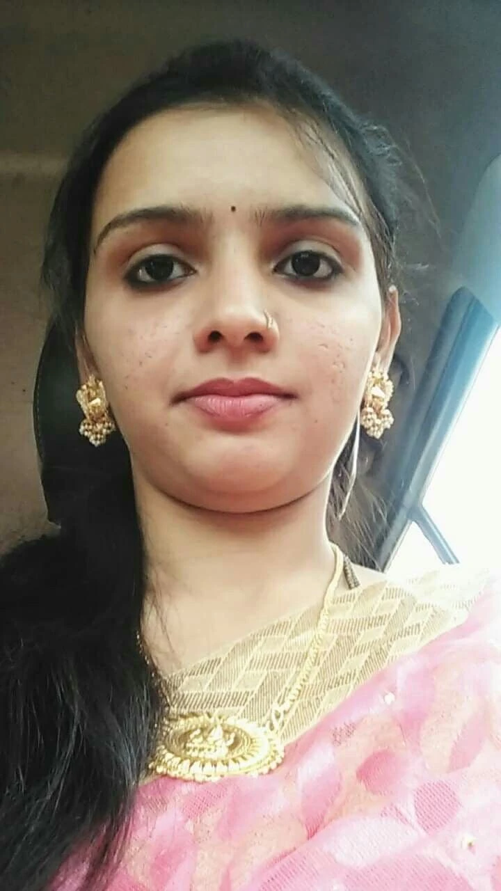 Riya – Indian escort in Bangalore, Escort, Banga