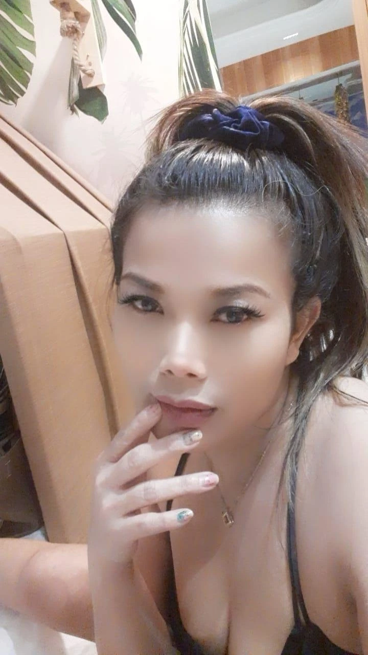 Cindy – Thai escort in Gurgaon — 6 / 11