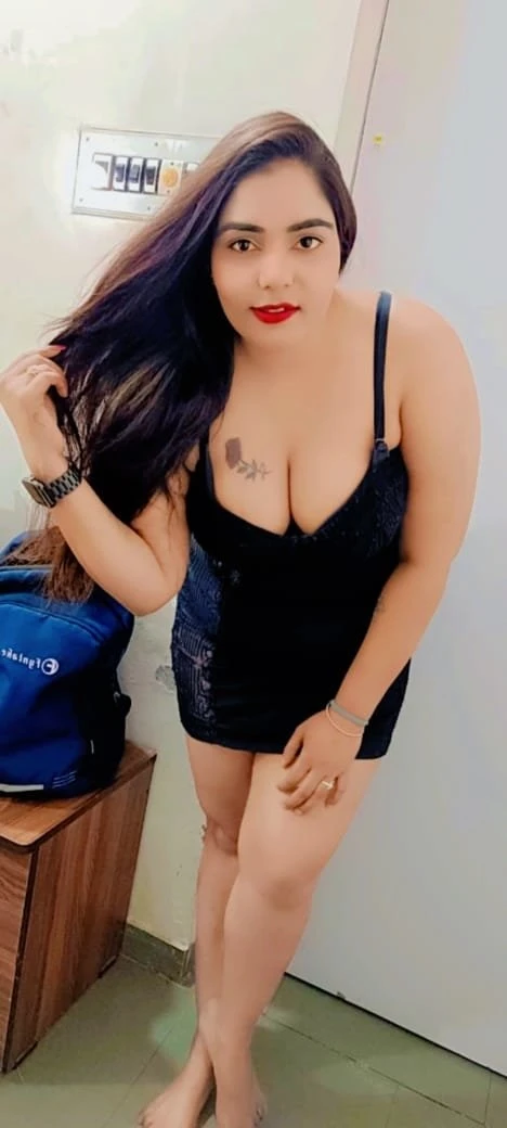 Simran – Indian escort in Chennai — 1 / 4