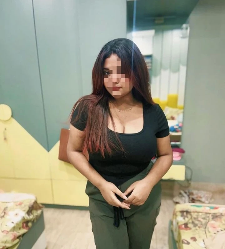 Sakshi – Indian escort in Guwahati — 2 / 4