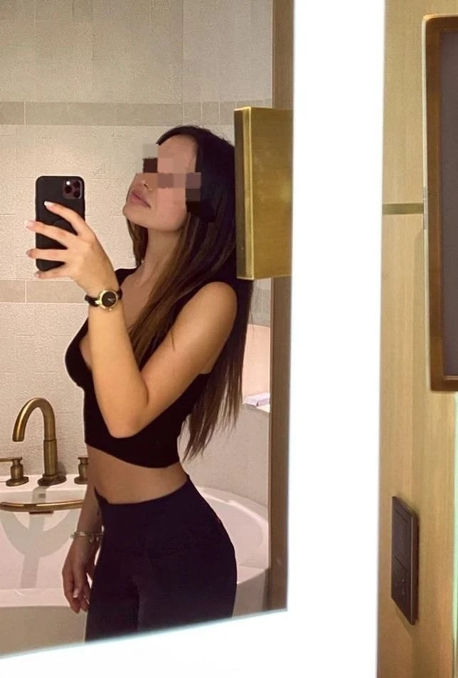 Greta – escort in Hong Kong — 3 / 6