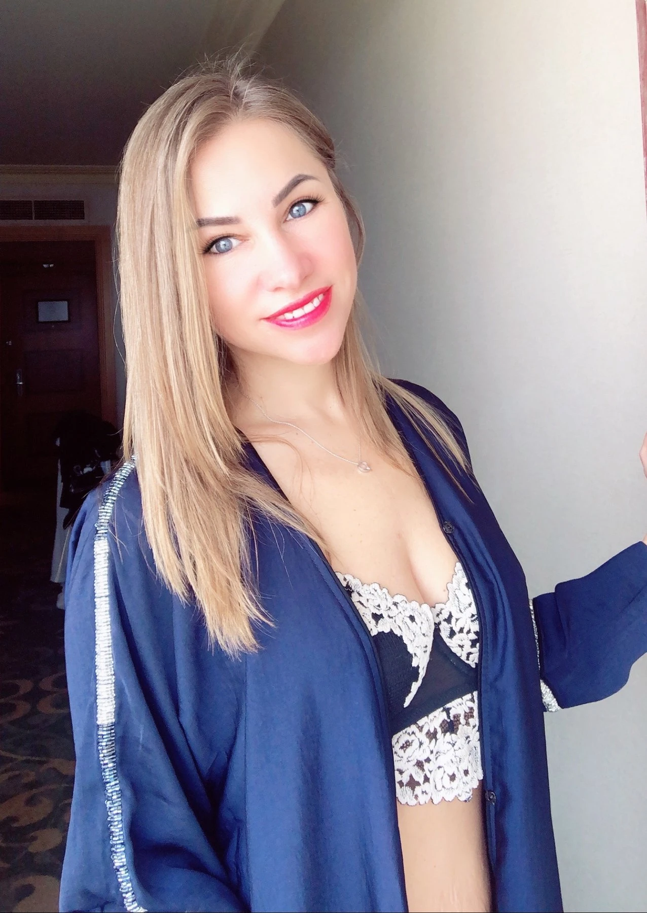 Elena – Russian escort in Candolim, Goa — 4 / 6
