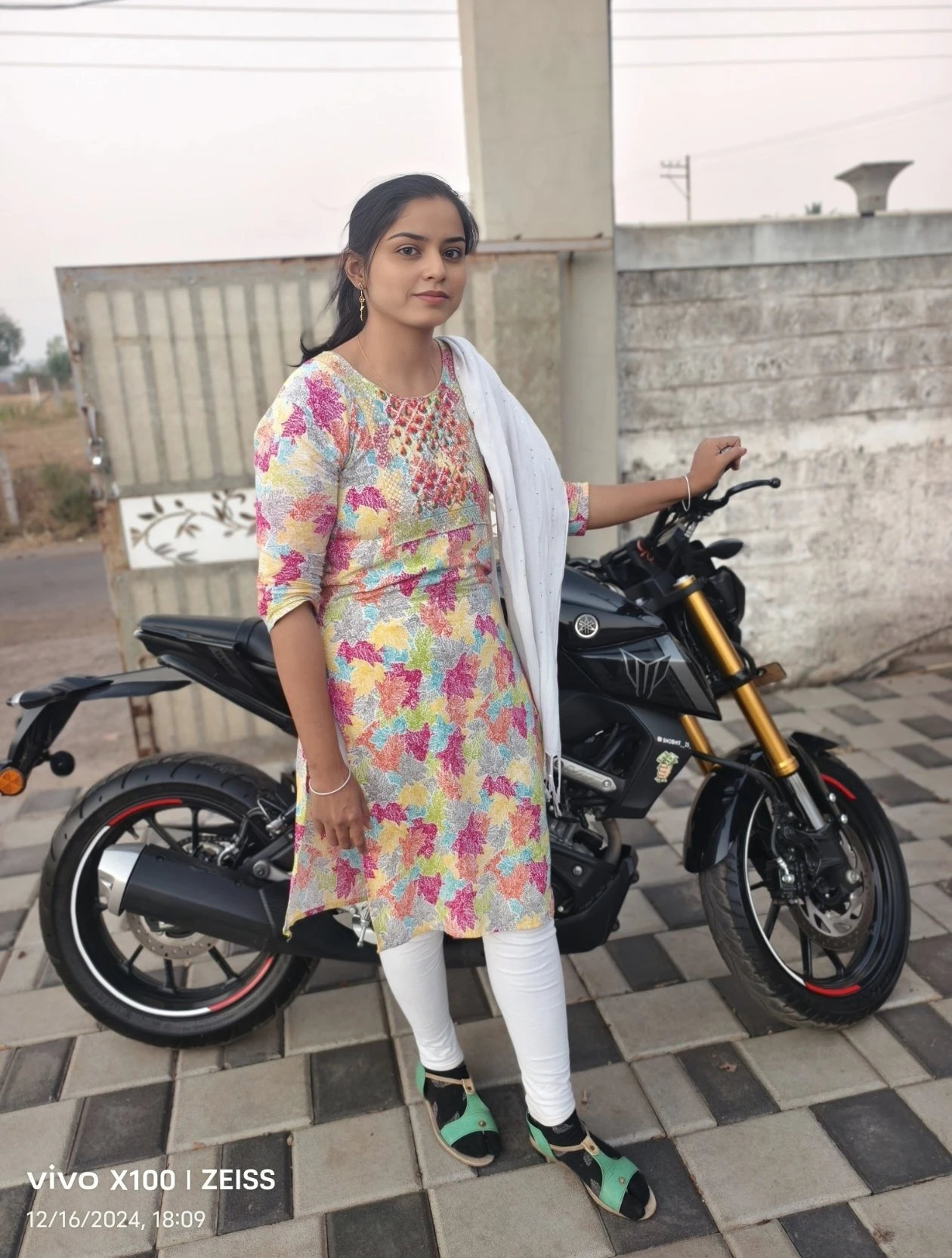 Samiksha – Indian escort in Gurgaon — 2 / 5