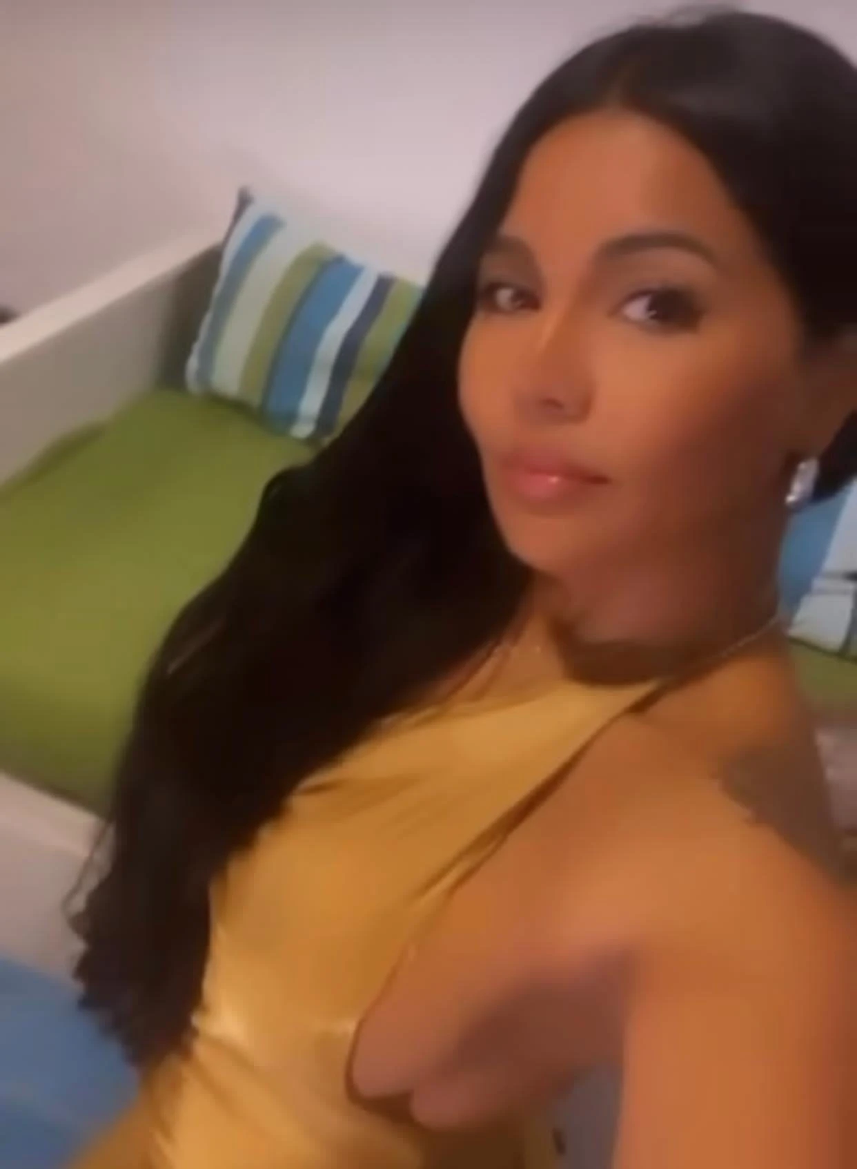 Fernanda Brazilian – Brazilian escort in Hong Kong — 16 / 18