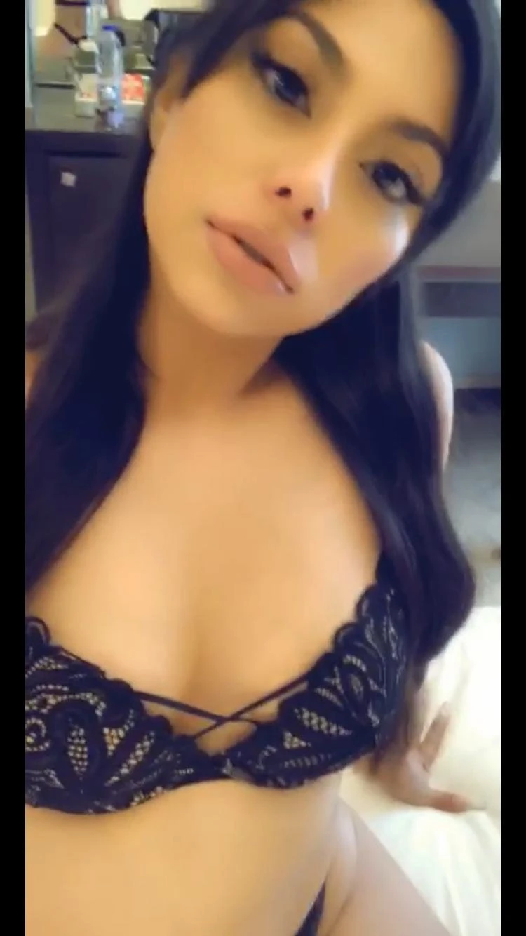 Celine – Colombian escort in San José — 7 / 8