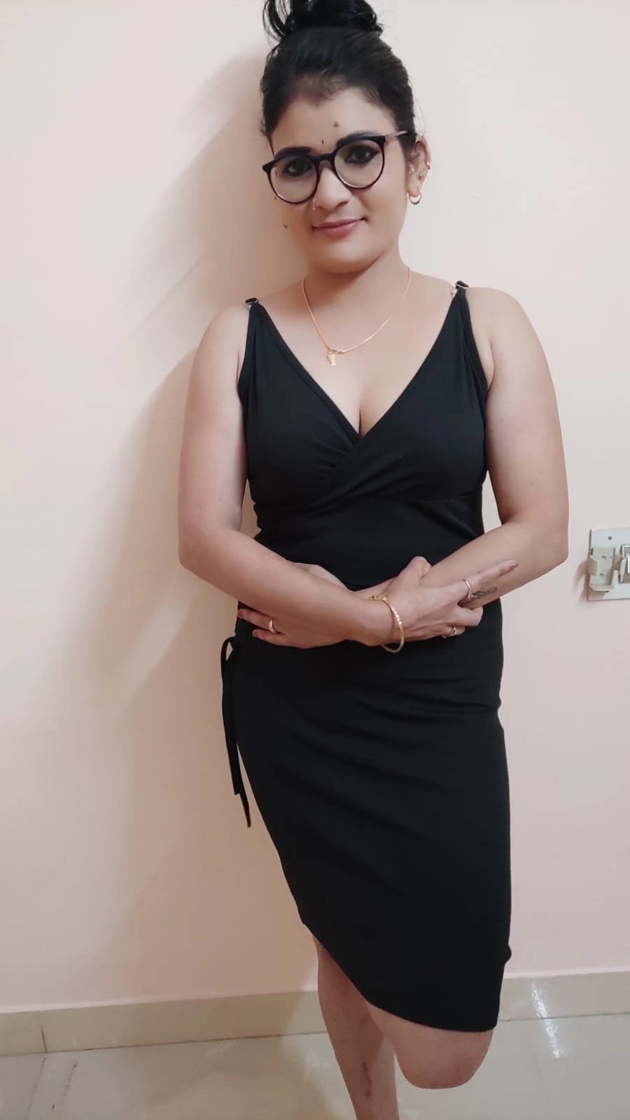 Sanjana bose – Indian escort in Bangalore — 5 / 6