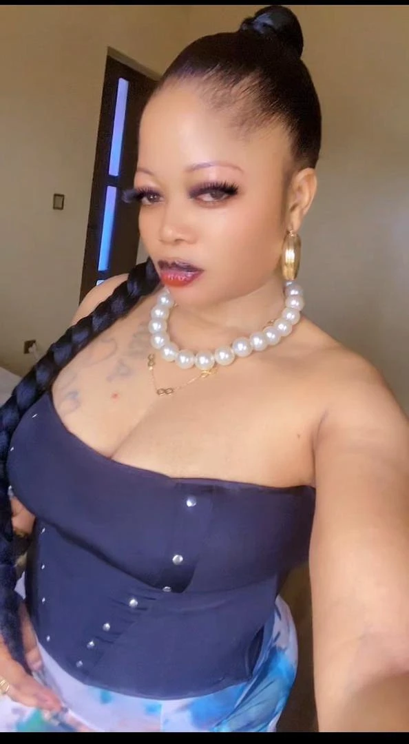 Bobby B – Nigerien escort in Cotonou — 3 / 6